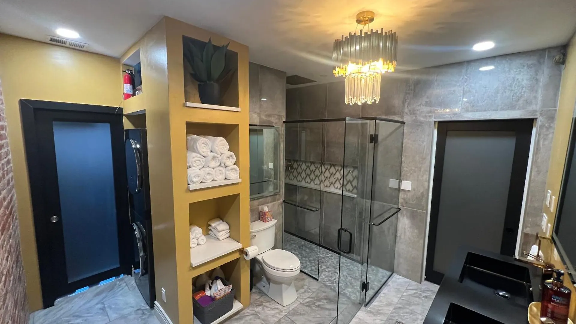 Holiday home 5 Bedroom Luxurious-Gem Mansion In Heart Of Denver United States