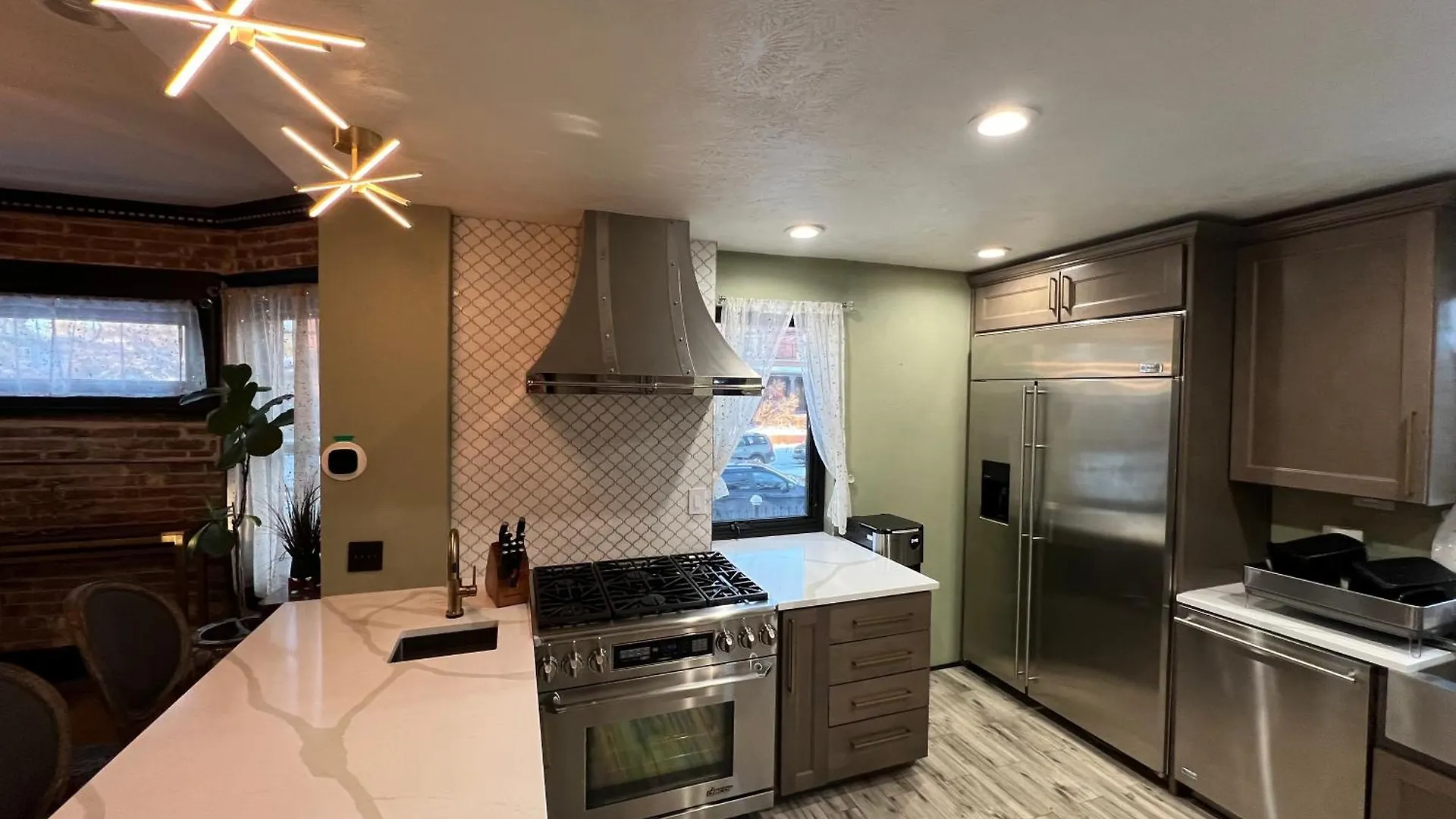 5 Bedroom Luxurious-Gem Mansion In Heart Of Denver
