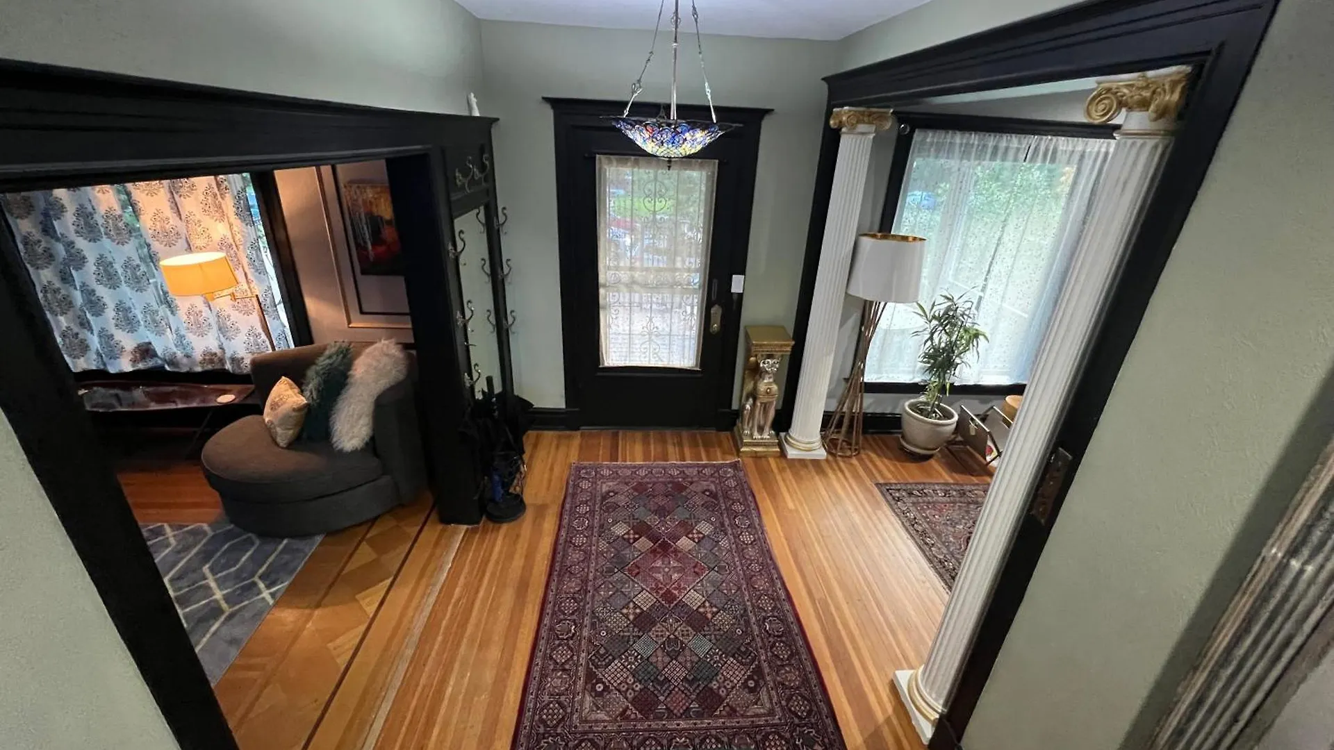 5 Bedroom Luxurious-Gem Mansion In Heart Of Denver 0*,