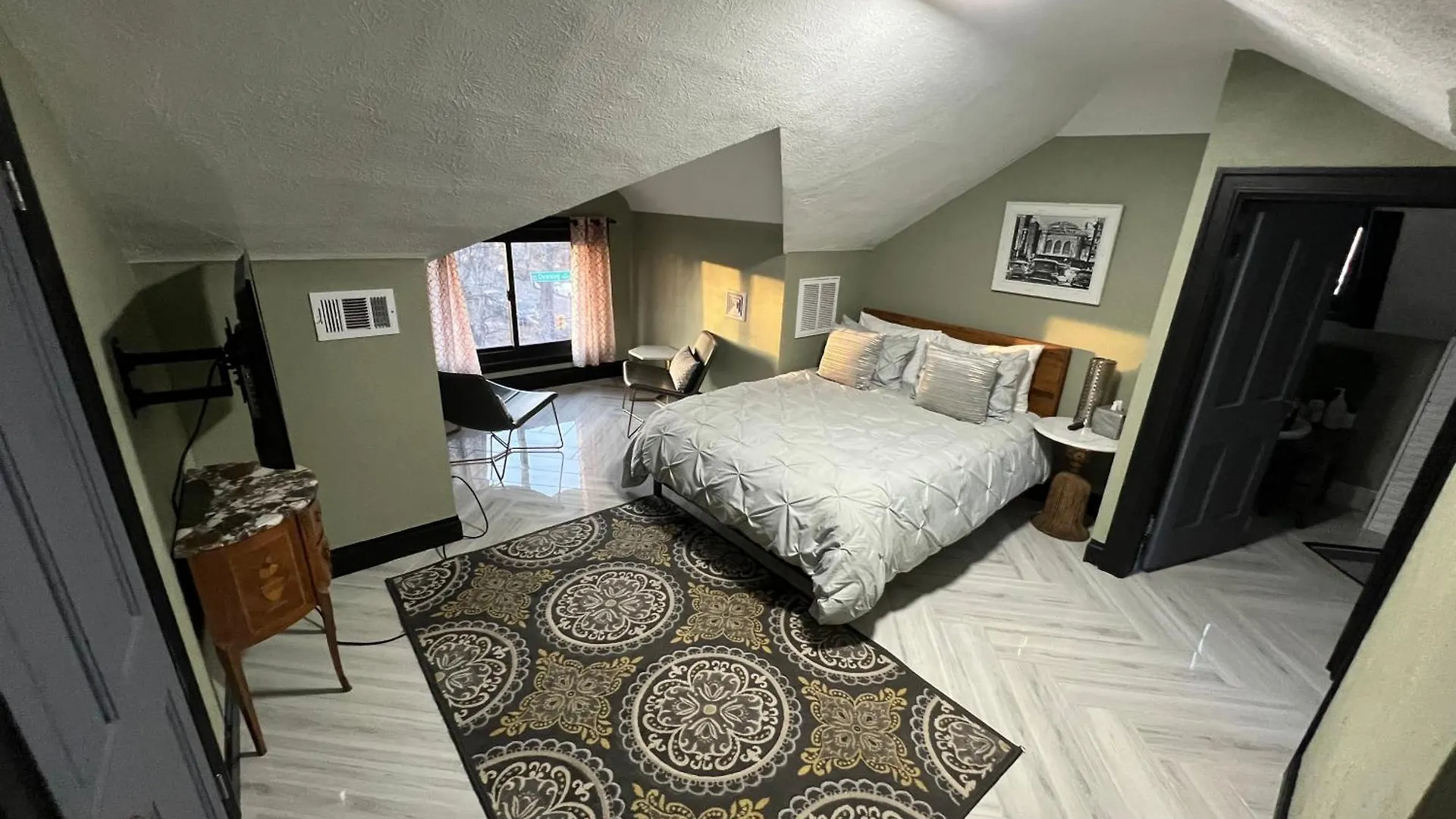 5 Bedroom Luxurious-Gem Mansion In Heart Of Denver United States